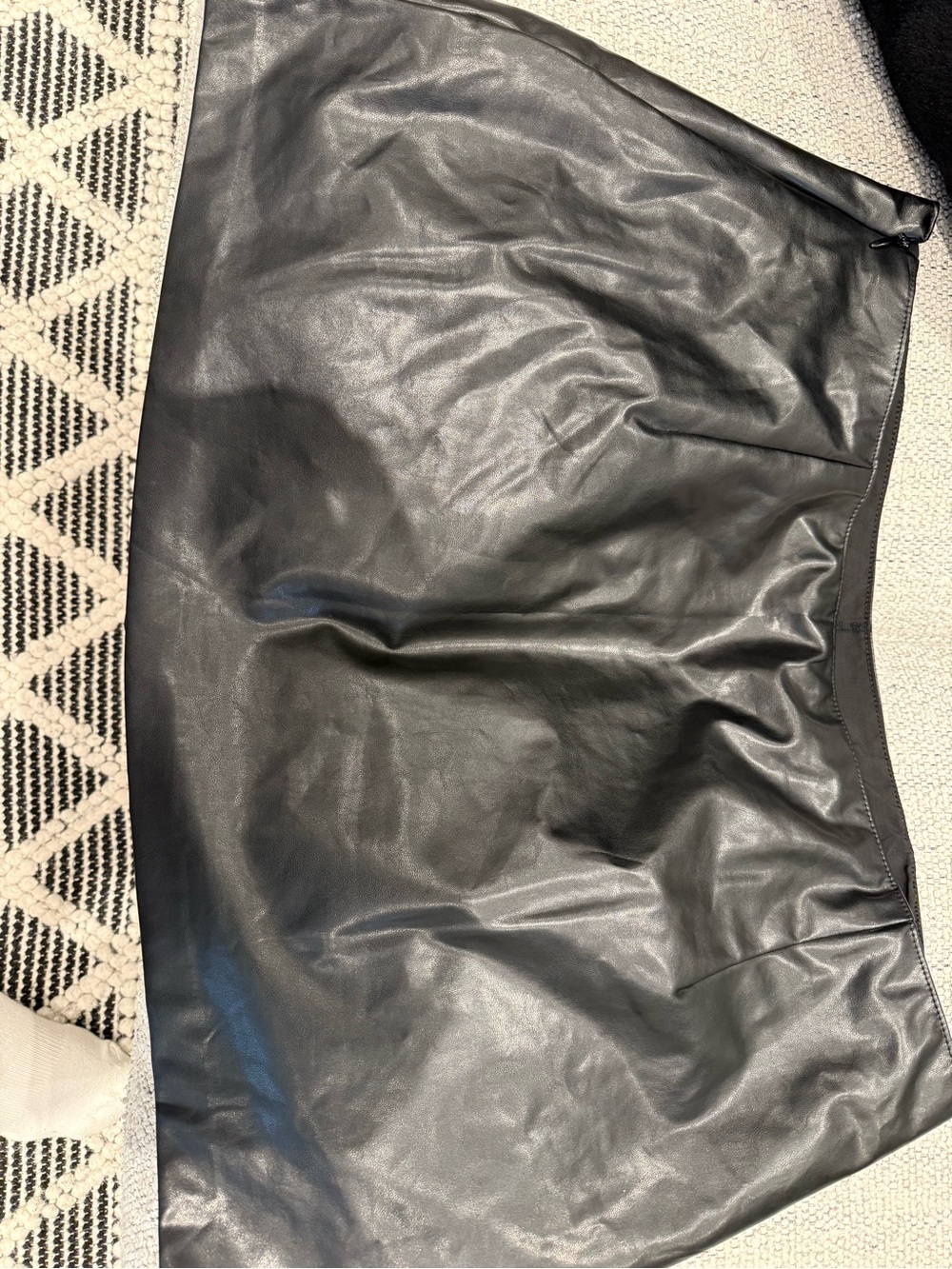 Abercrombie & Fitch Black Faux Leather Mini Skirt - Picture 3 of 4